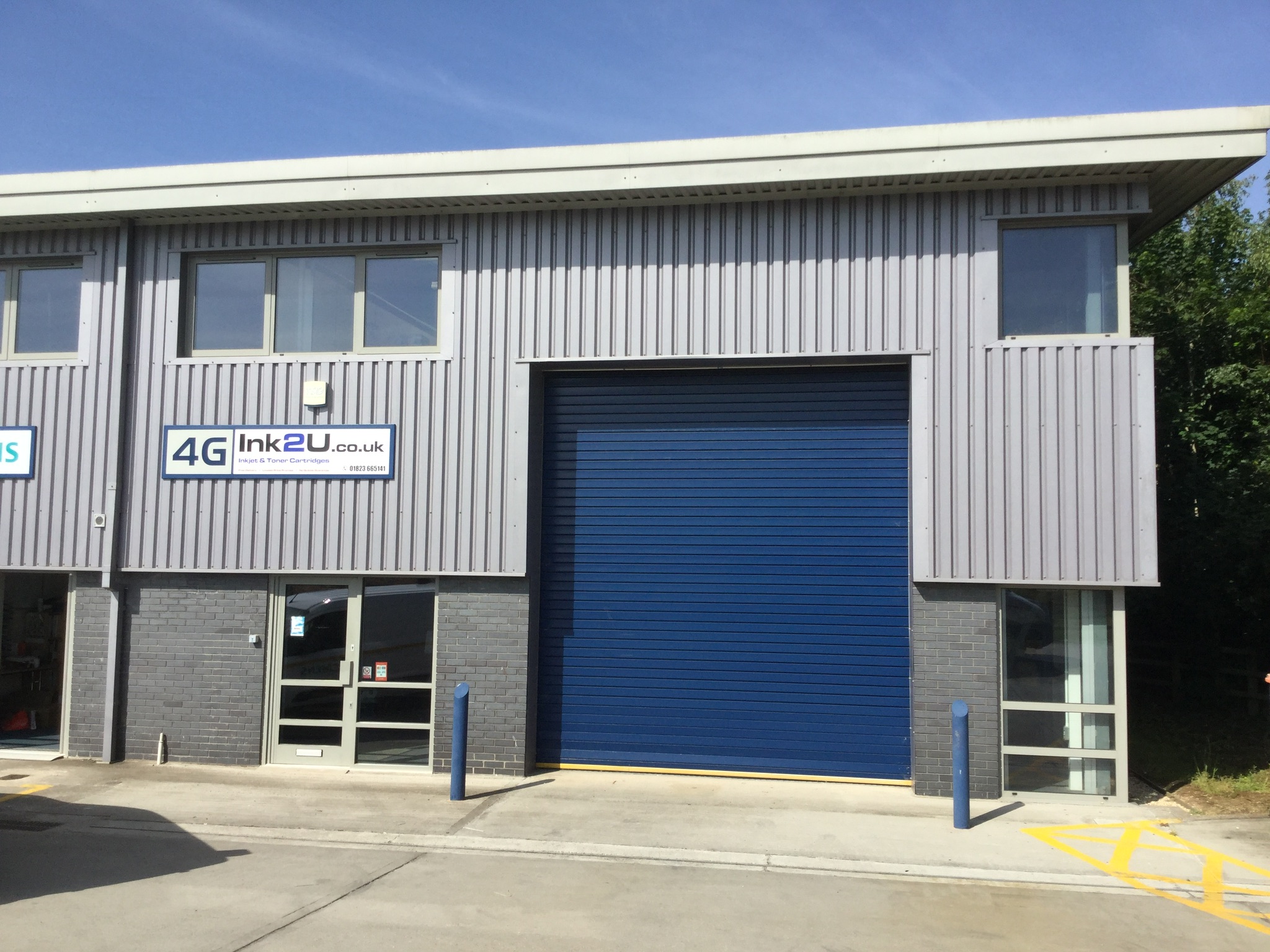 CLUFF COMMERCIAL PROPERTY SALES AND MANAGEMENT