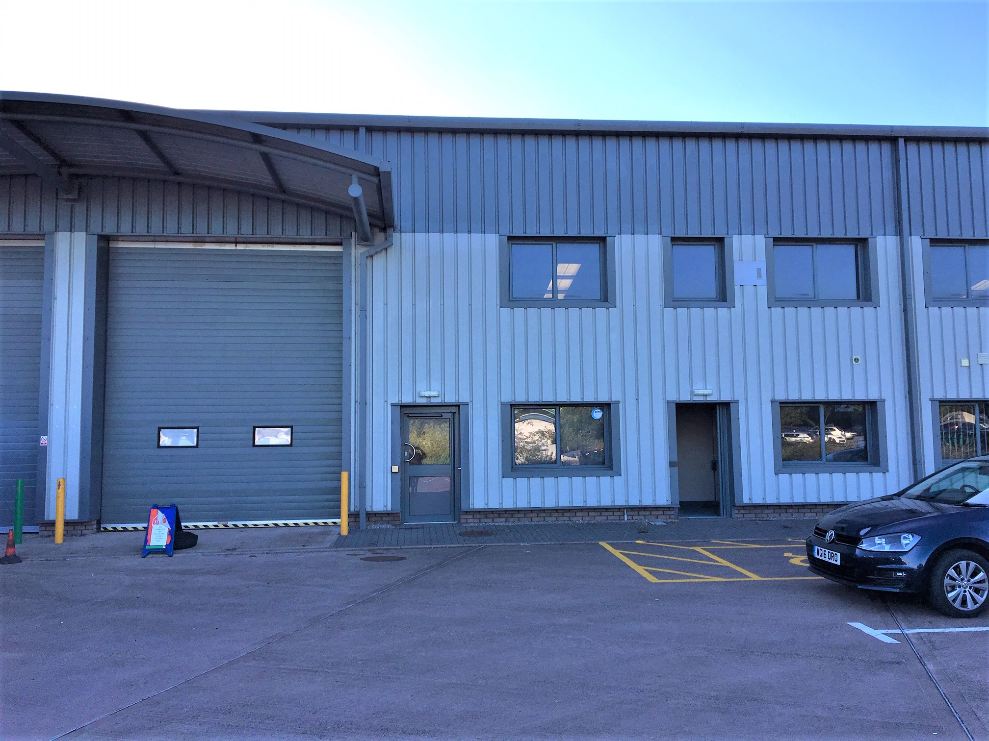 CLUFF COMMERCIAL PROPERTY SALES AND MANAGEMENT